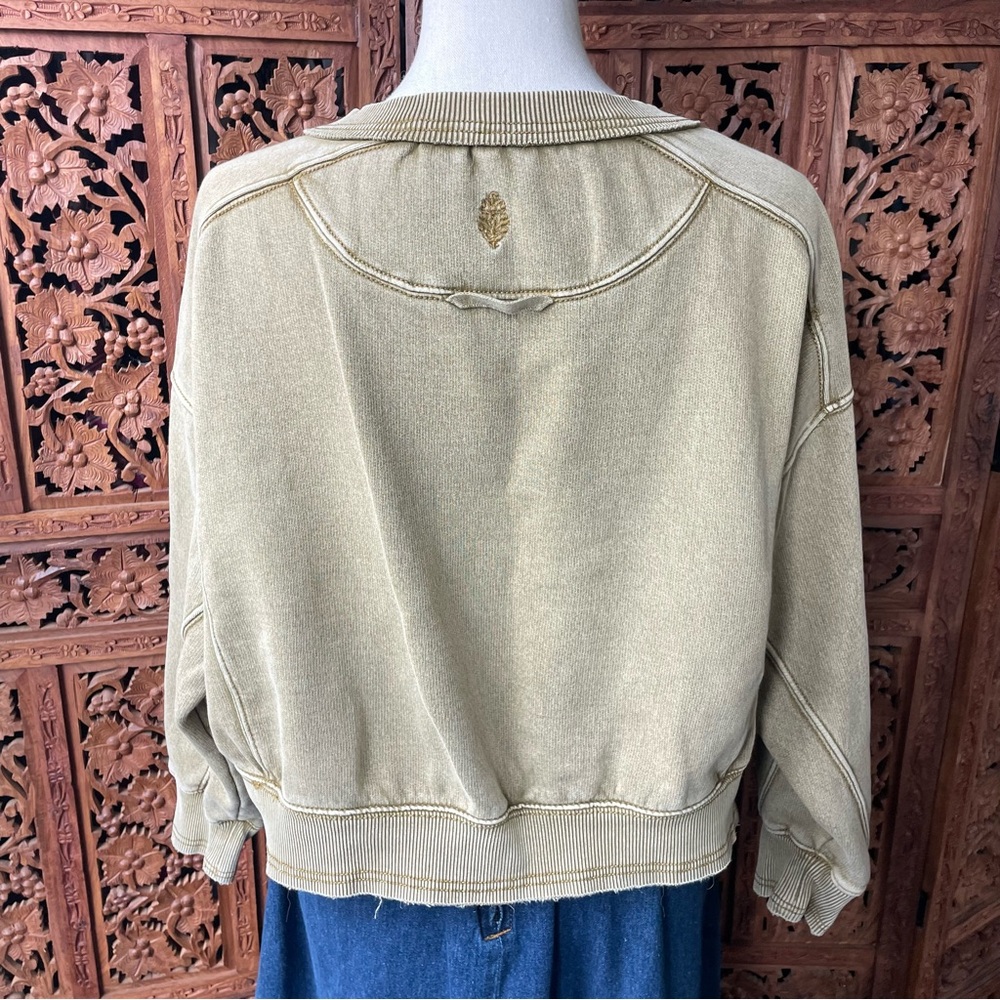 FREE PEOPLE Movement Cropped Boxy Crewneck Pull Over Sweatshirt - Picture 8 of 11